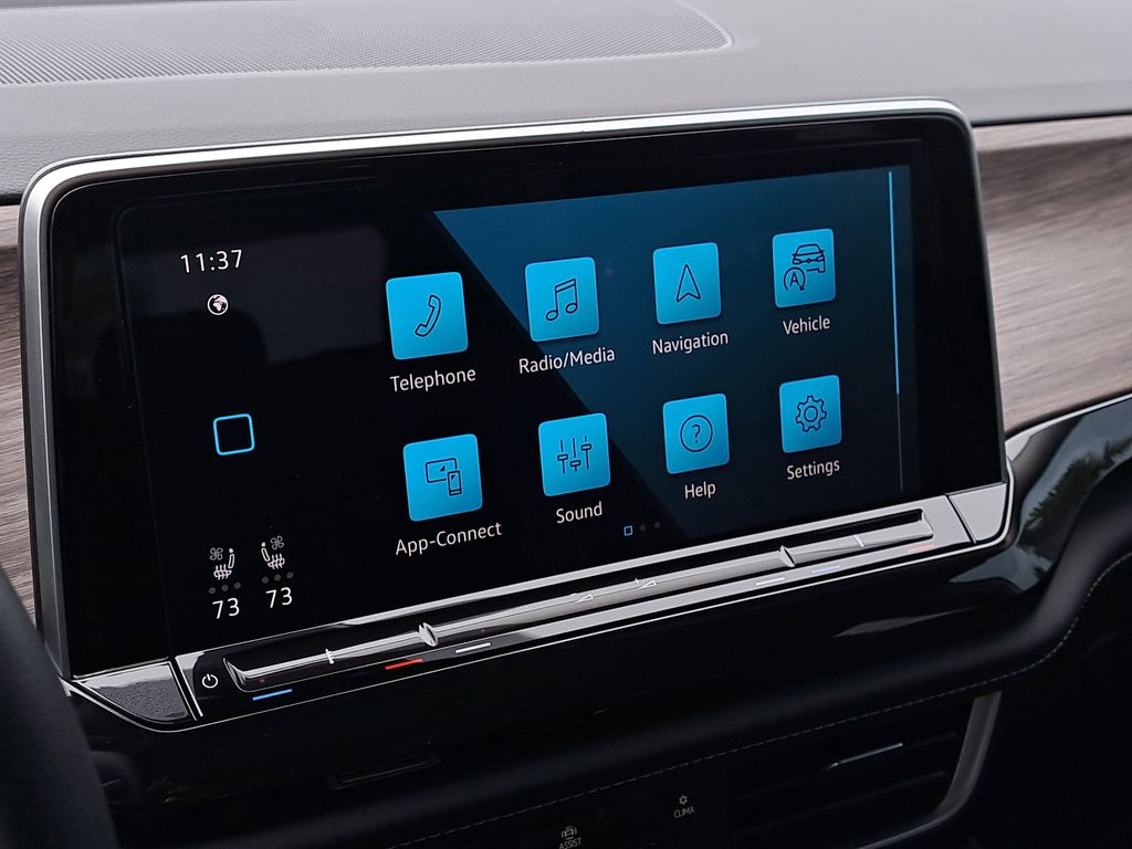 2025 Volkswagen Atlas SEL - Photo 28
