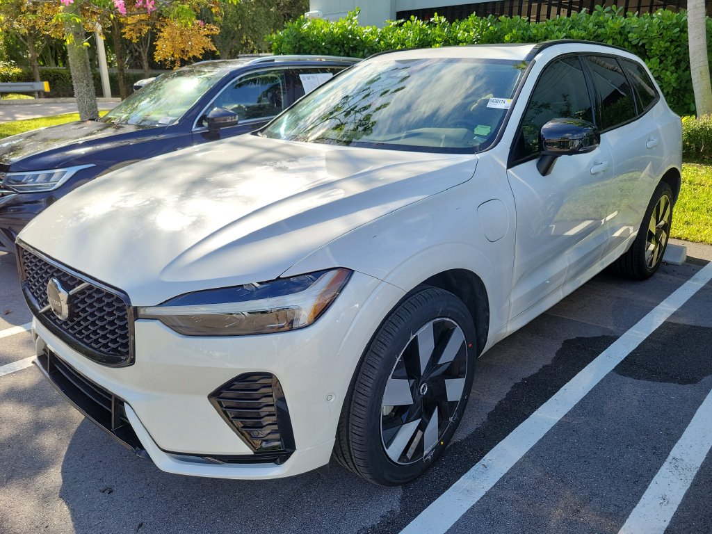 Used 2024 Volvo XC60 Recharge Plug-In Hybrid T8 Plus Dark Theme SUV