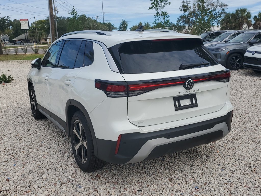 New 2026 Volkswagen Tiguan SE SUV
