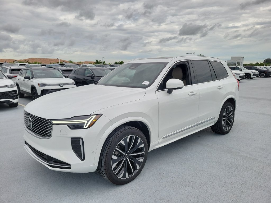 New 2027 Volvo XC90 B5 Plus SUV