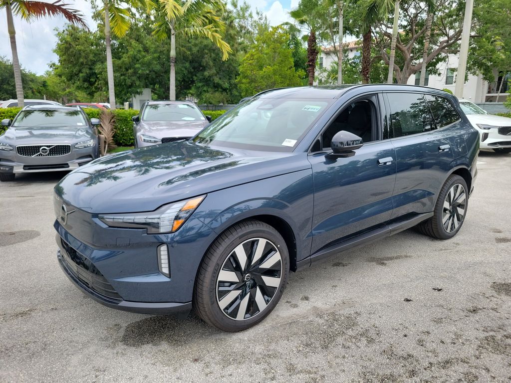 New 2026 Volvo EX90 Twin Motor Ultra 7-Seater SUV