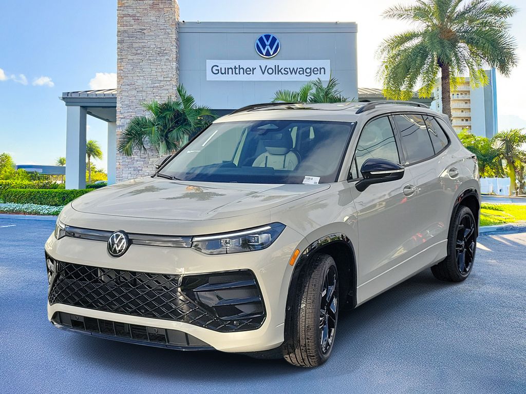 New 2026 Volkswagen Tiguan SE R-Line Black SUV