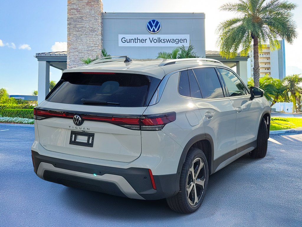 New 2026 Volkswagen Tiguan SE SUV