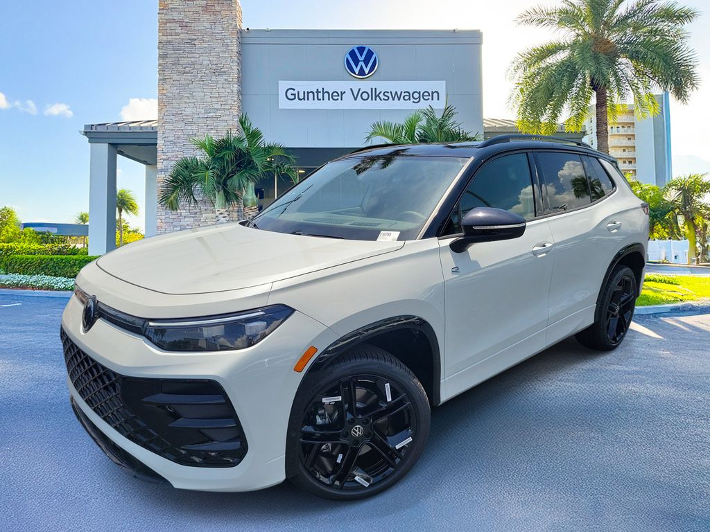 New 2026 Volkswagen Tiguan SE R-Line Black SUV