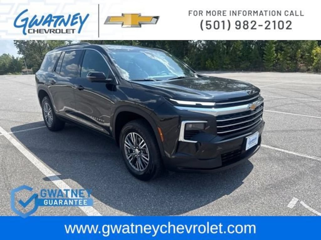 Used 2024 Chevrolet Traverse LT SUV