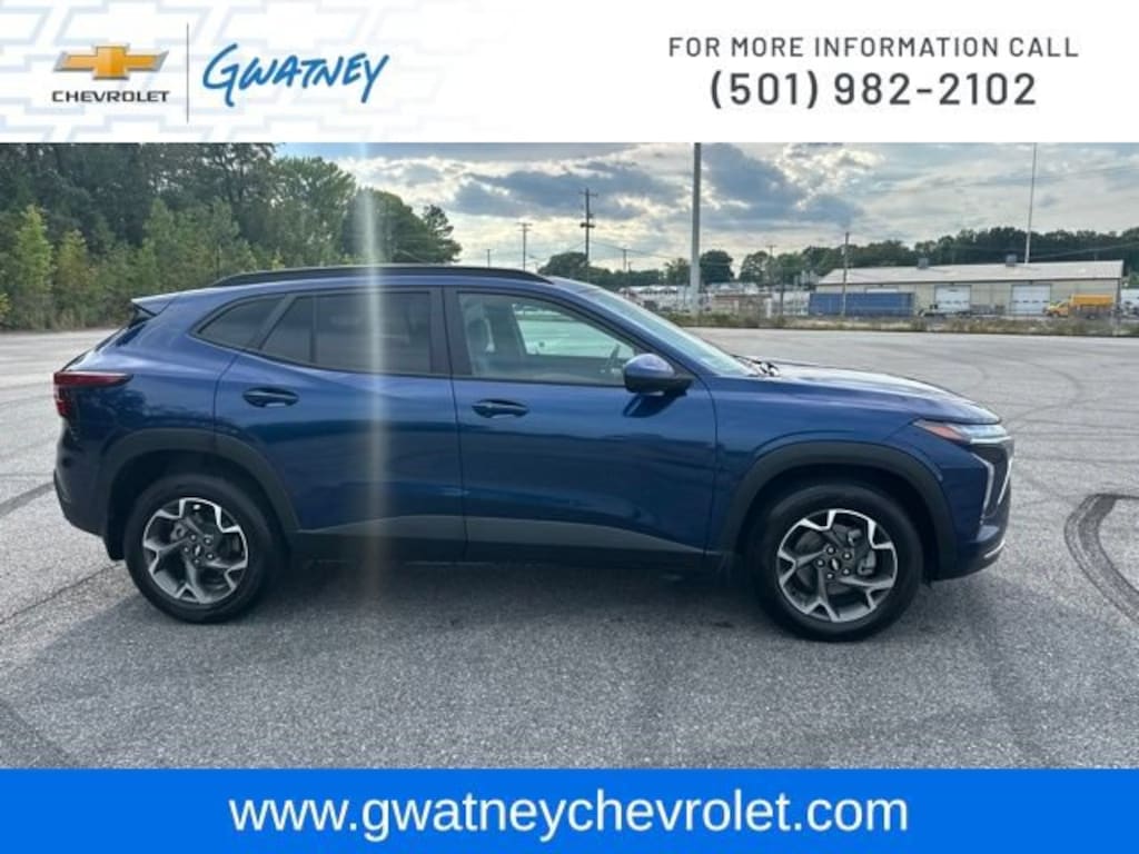 Used 2024 Chevrolet Trax LT SUV