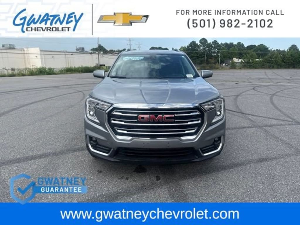 Used 2024 GMC Terrain SLT SUV