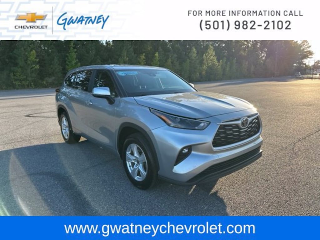 Used 2025 Toyota Highlander LE