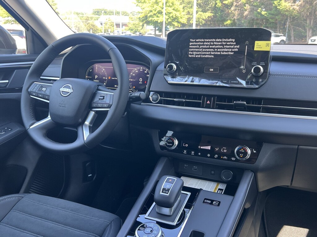 New 2026 Nissan Rogue Plug-In Hybrid SL SUV