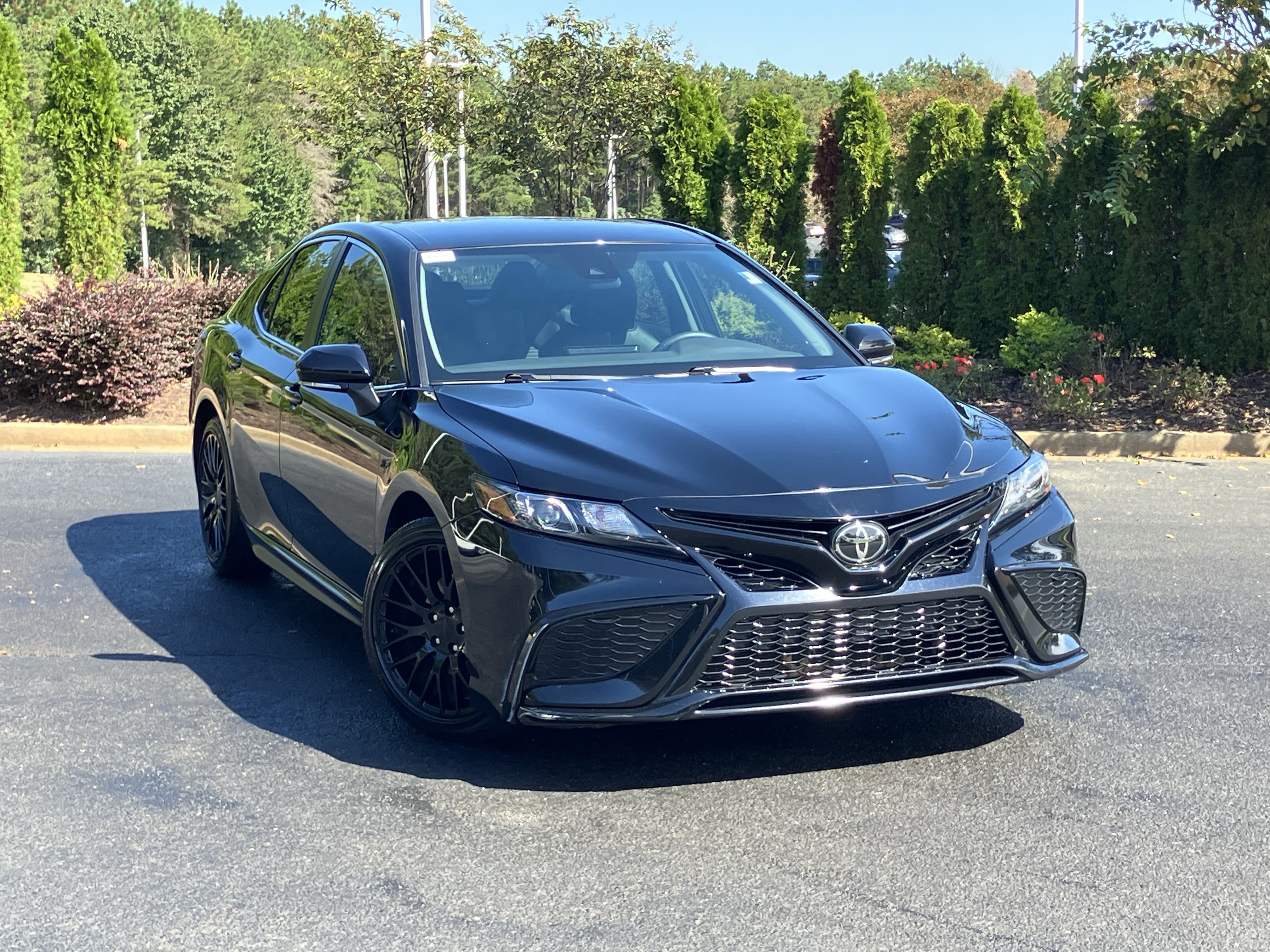 Used 2022 Toyota Camry SE Auto Sedan