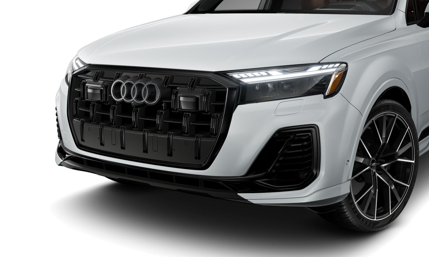 New 2025 Audi Q7 55 Prestige SUV