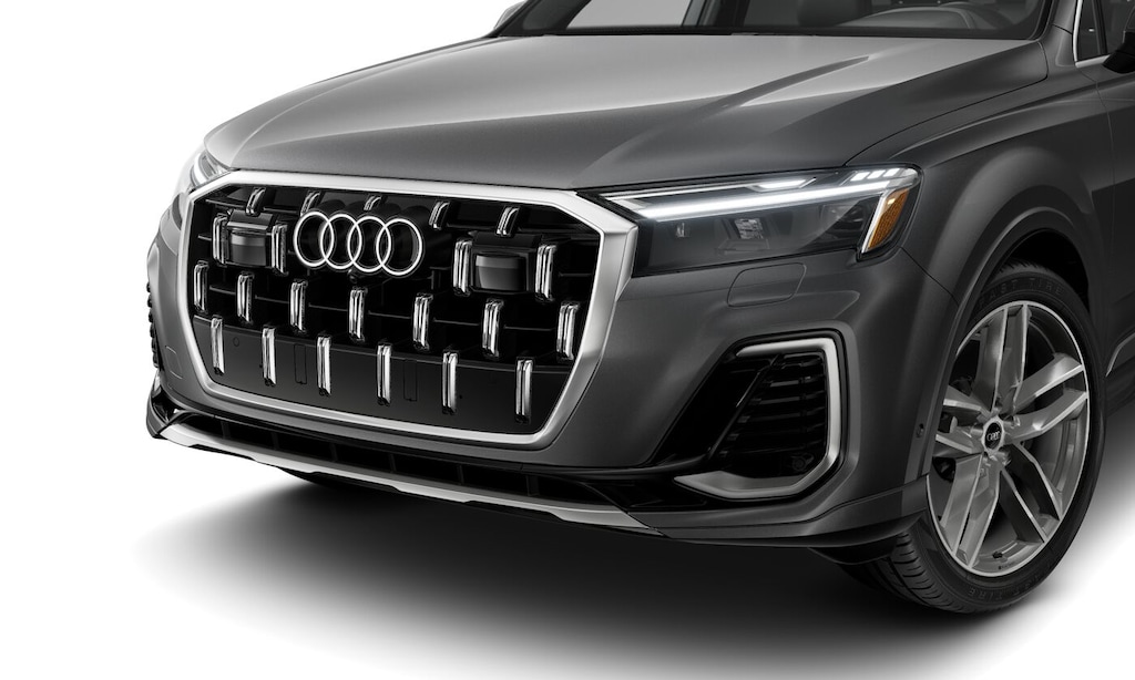 Used 2025 Audi Q7 55 Premium Plus SUV