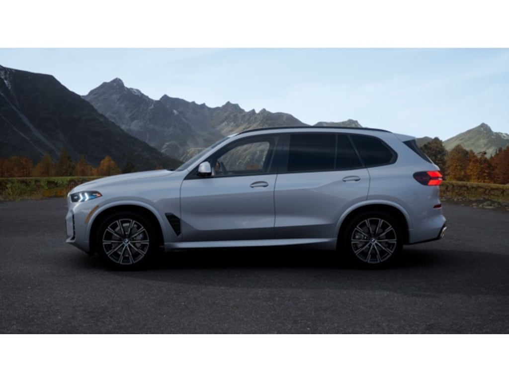 New 2026 BMW X5 M xDrive40i SUV