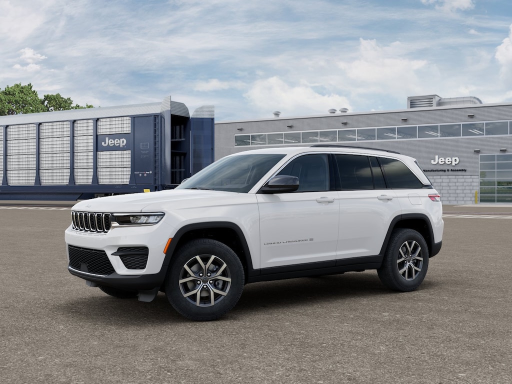 New 2027 Jeep Grand Cherokee LAREDO 4X4 Sport Utility