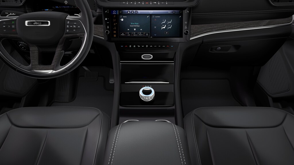 New 2027 Jeep Grand Cherokee L LIMITED 4X2 Sport Utility