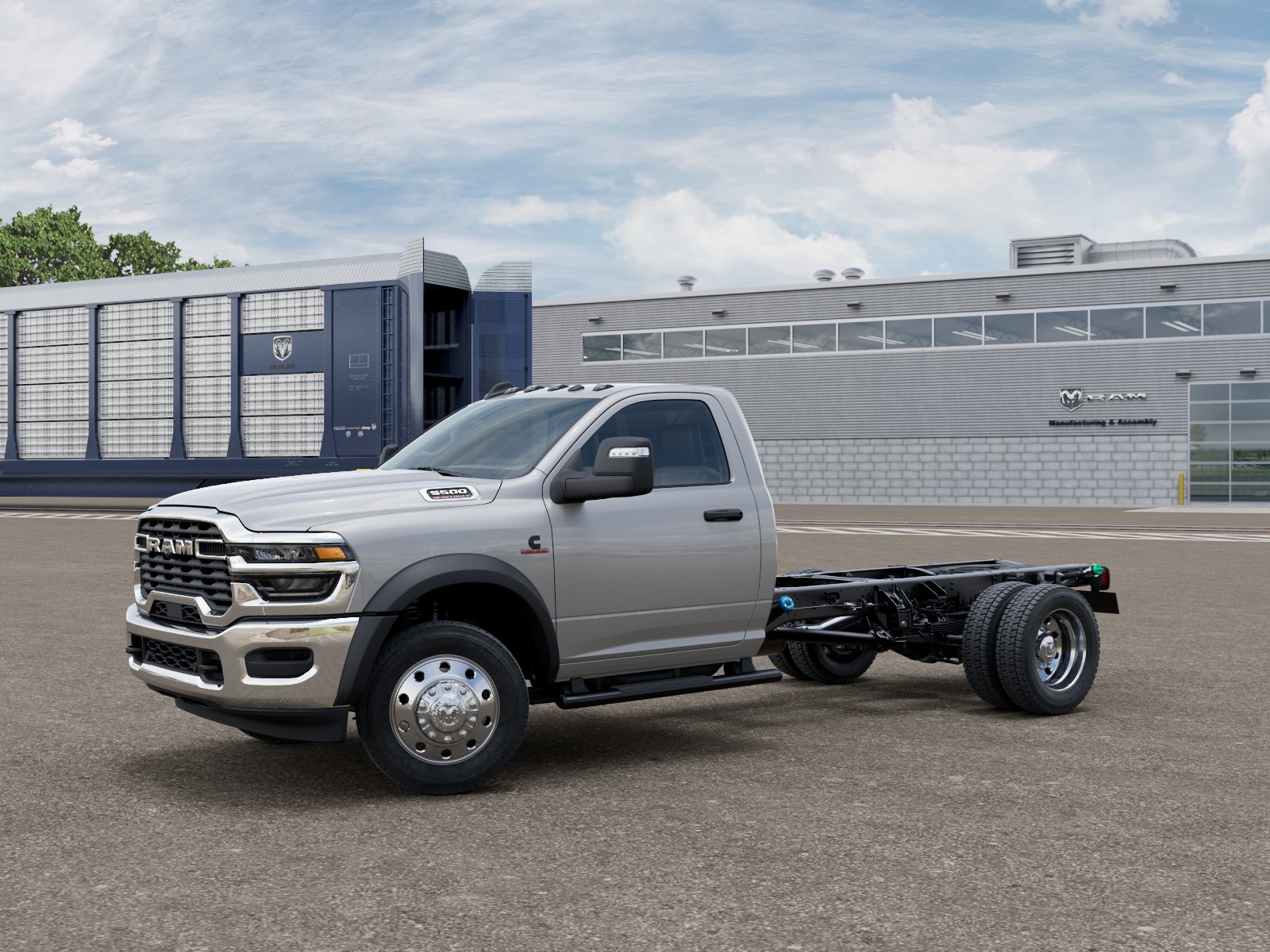 2026 Ram 5500 Chassis Cab Tradesman 4x4 Reg Cab 84 CA 168.5 WB Pickup