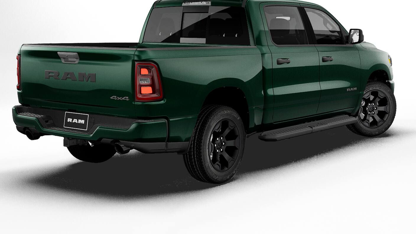 New 2026 Ram 1500 EXPRESS CREW CAB 4X4 5'7 BOX Pickup