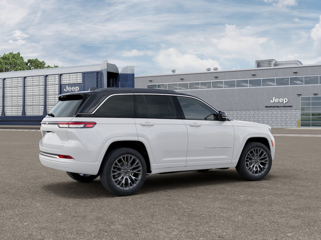 New 2027 Jeep Grand Cherokee Summit Sport Utility