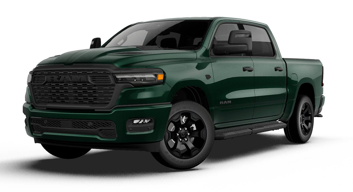 New 2027 Ram 1500 EXPRESS CREW CAB 4X4 5'7 BOX Pickup