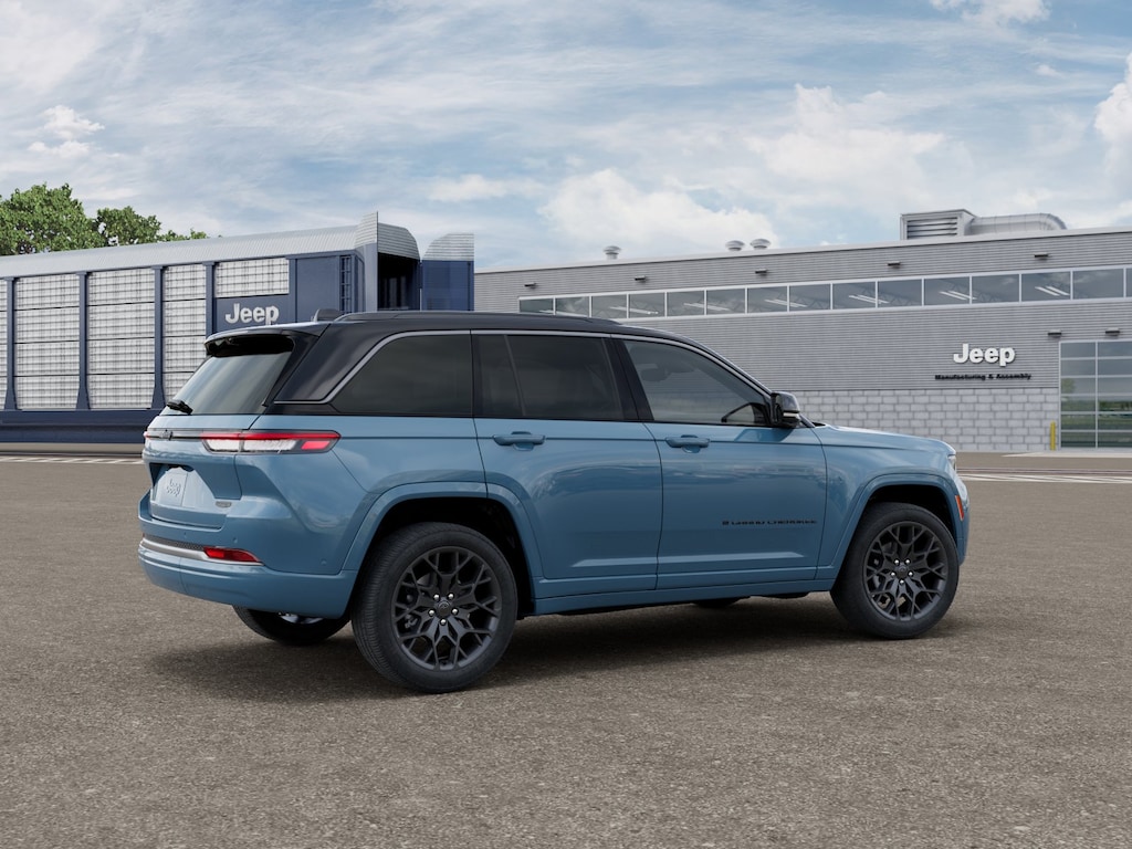 New 2027 Jeep Grand Cherokee Summit SUV