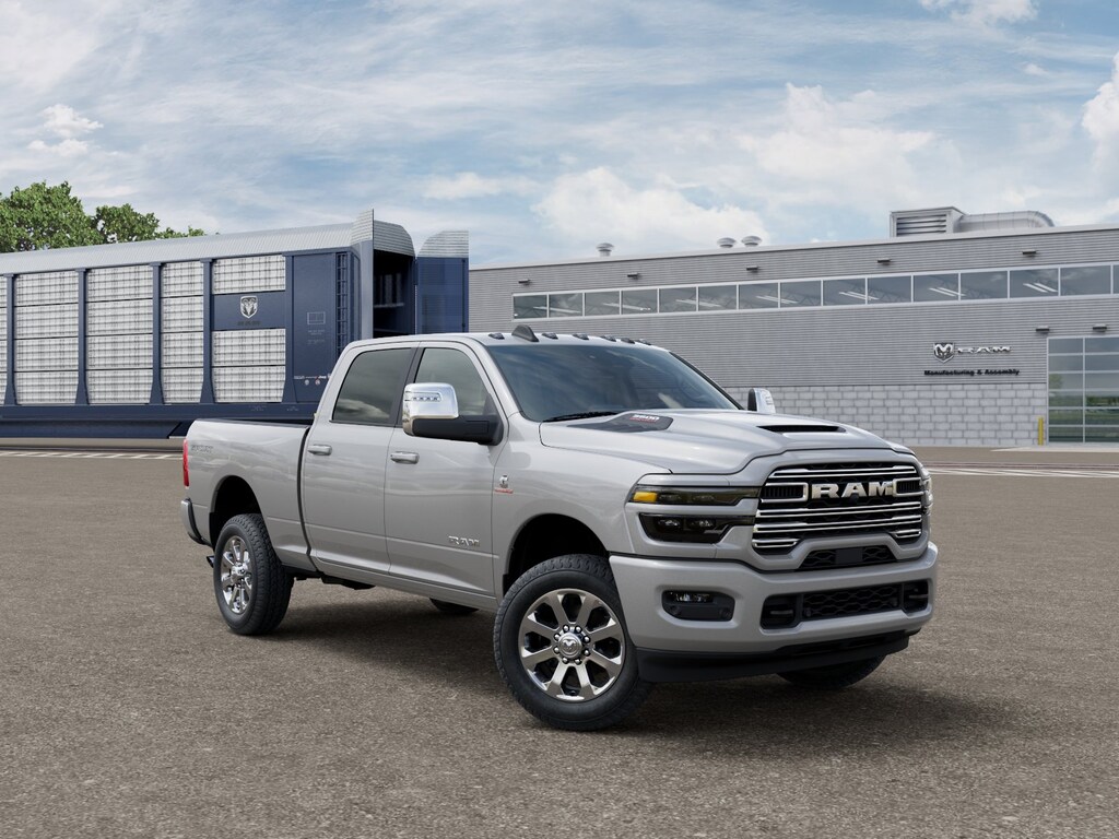New 2027 Ram 3500 LARAMIE CREW CAB 4X4 6'4 BOX Pickup
