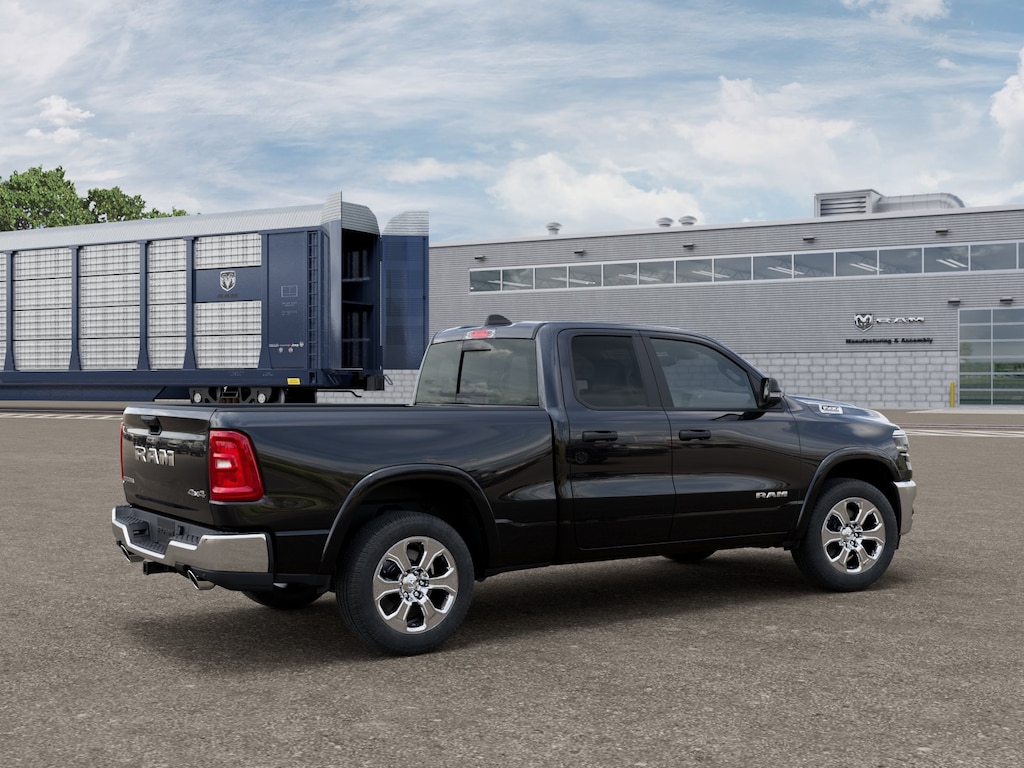 New 2027 Ram 1500 BIG HORN QUAD CAB 4X4 6'4 BOX Pickup