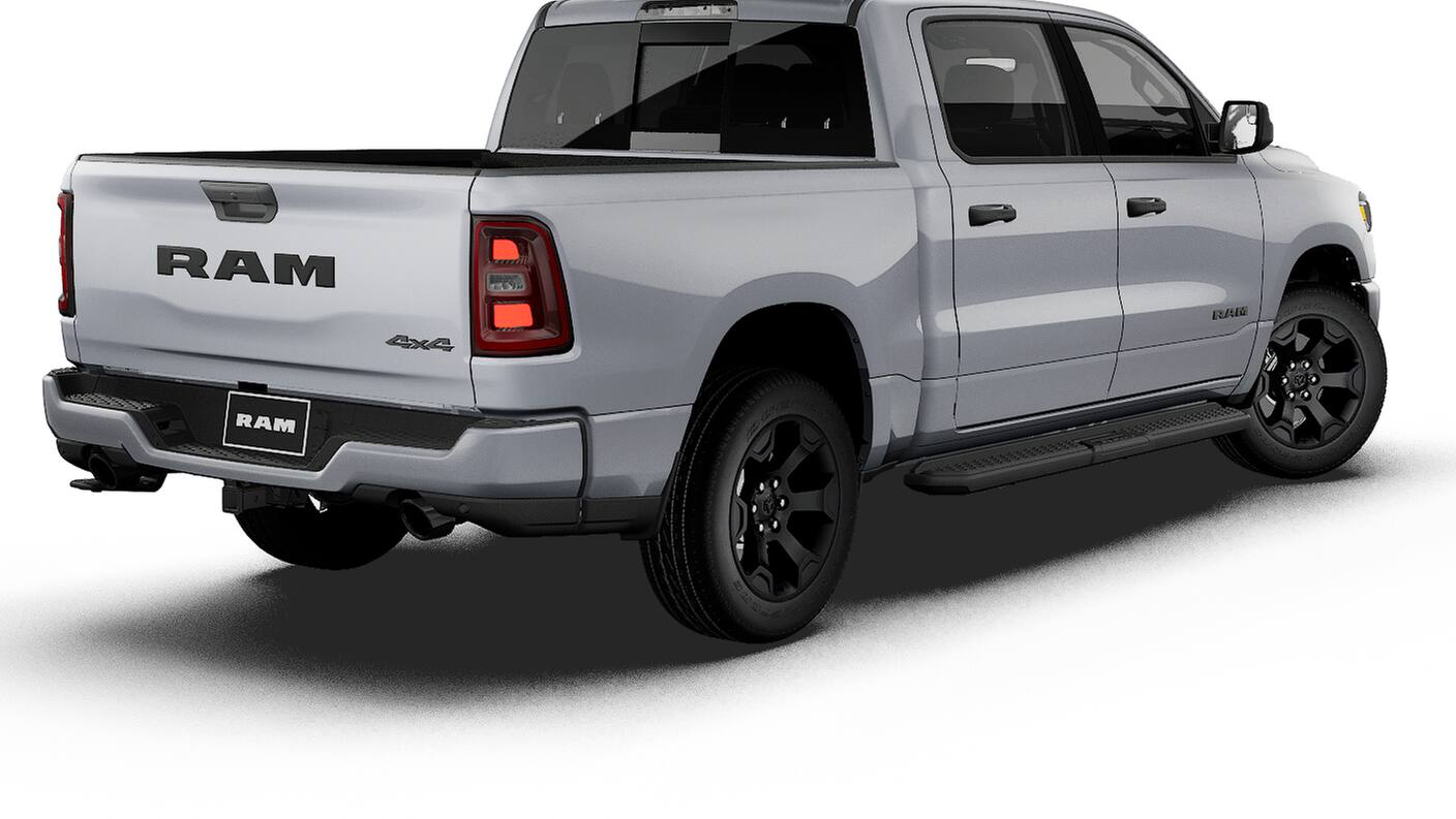 New 2027 Ram 1500 EXPRESS CREW CAB 4X4 5'7 BOX Pickup