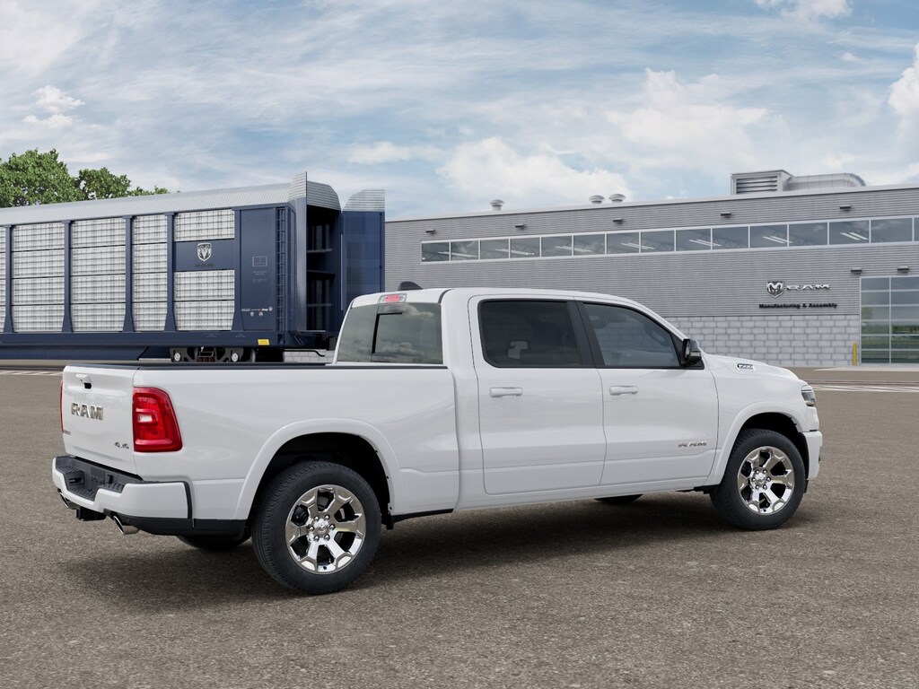 New 2027 Ram 1500 BIG HORN CREW CAB 4X4 6'4 BOX Pickup