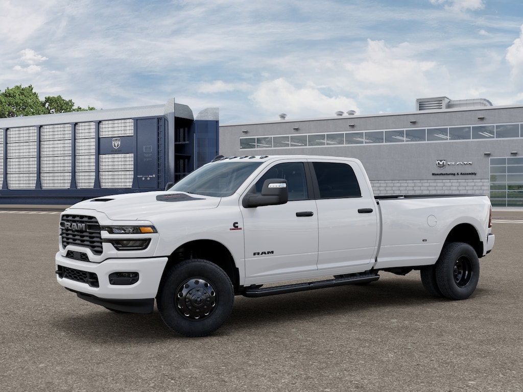 New 2027 Ram 3500 BIG HORN CREW CAB 4X4 8' BOX Pickup