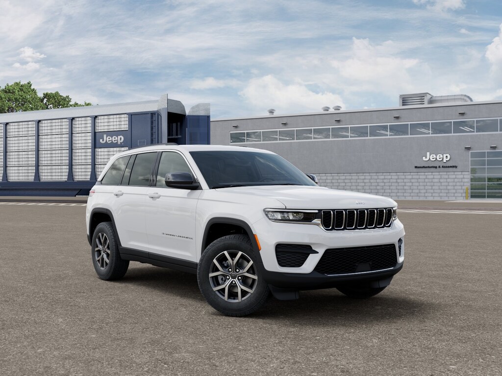 New 2027 Jeep Grand Cherokee LAREDO X 4X4 Sport Utility