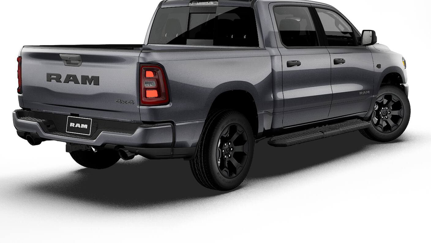 New 2027 Ram 1500 EXPRESS CREW CAB 4X4 5'7 BOX Pickup