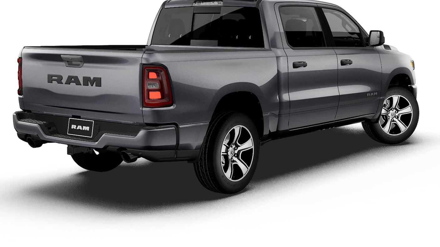 New 2027 Ram 1500 EXPRESS CREW CAB 4X2 5'7 BOX Pickup
