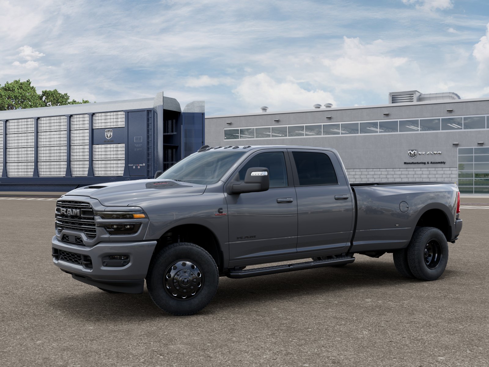 2027 Ram 3500 LARAMIE CREW CAB 4X4 8' BOX Pickup