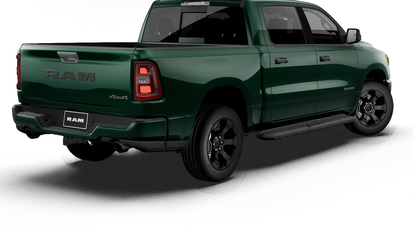 New 2027 Ram 1500 EXPRESS CREW CAB 4X4 5'7 BOX Pickup