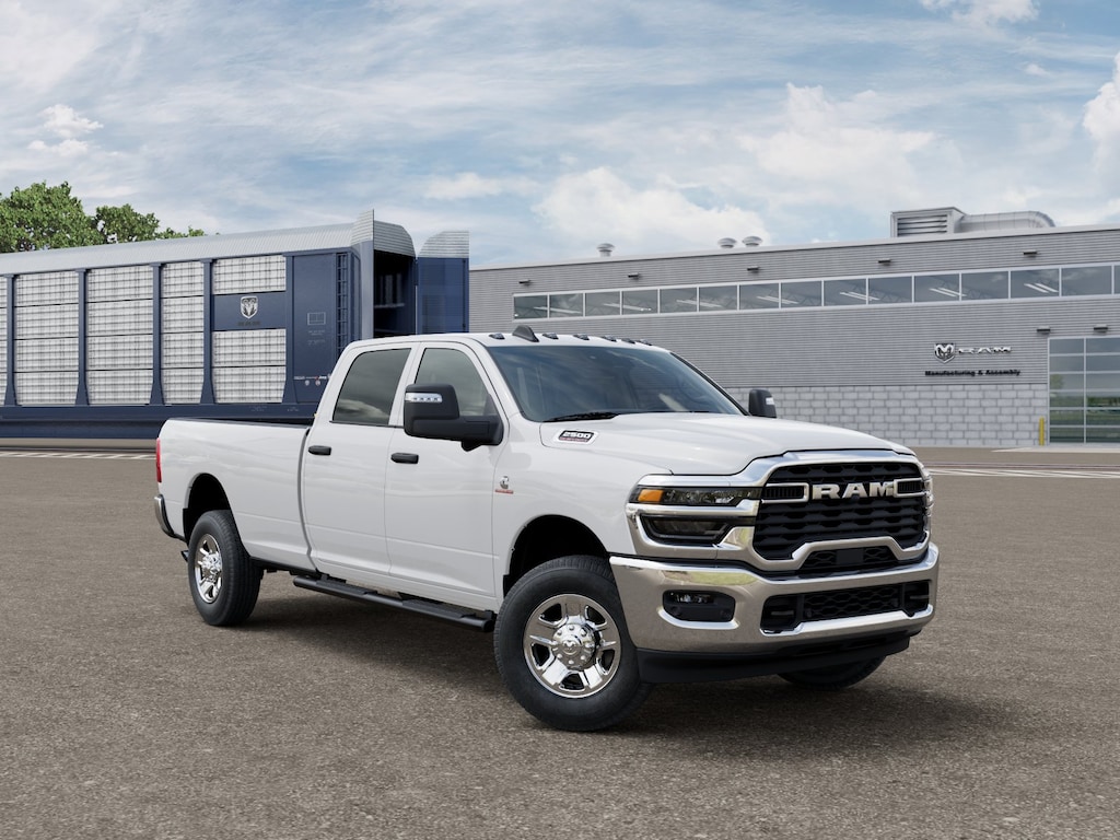 New 2027 Ram 2500 TRADESMAN CREW CAB 4X4 8' BOX Pickup