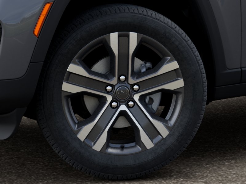 New 2027 Jeep Grand Cherokee LAREDO X 4X4 Sport Utility