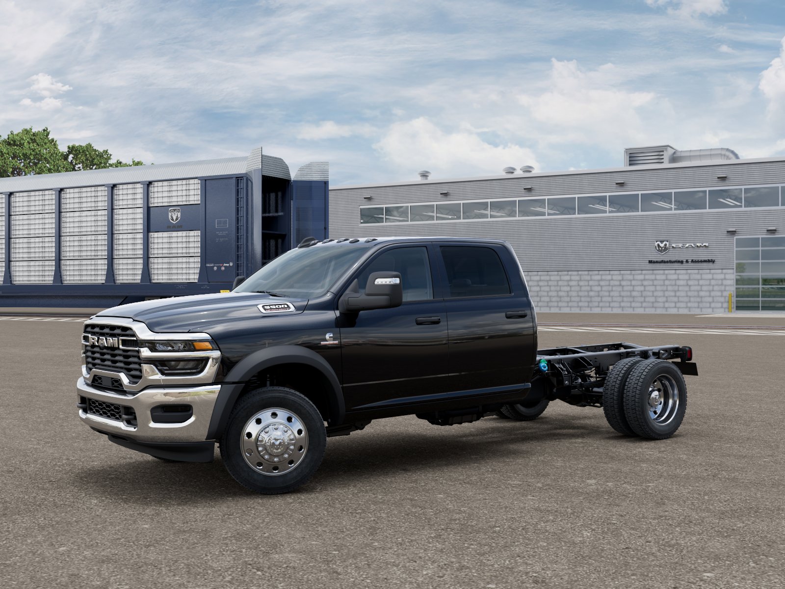 2026 Ram 5500 Chassis Cab Tradesman 4x4 Crew Cab 60 CA 173.4 WB Pickup