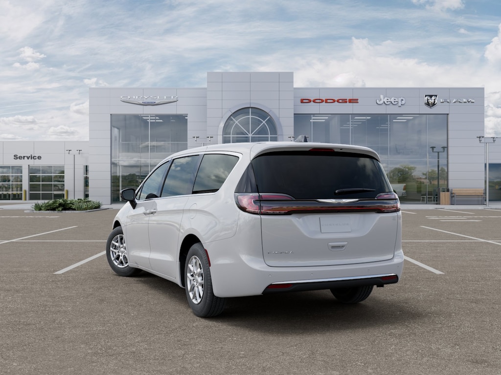 New 2026 Chrysler Pacifica Select FWD Van