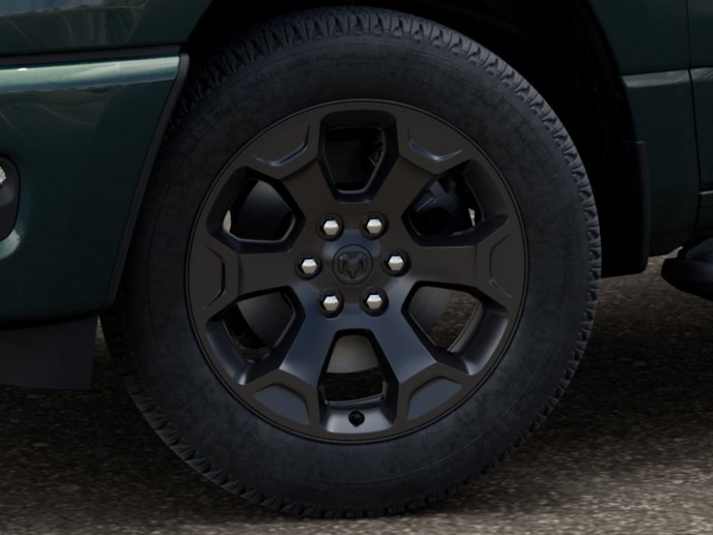 New 2026 Ram 1500 EXPRESS CREW CAB 4X4 5'7 BOX Pickup