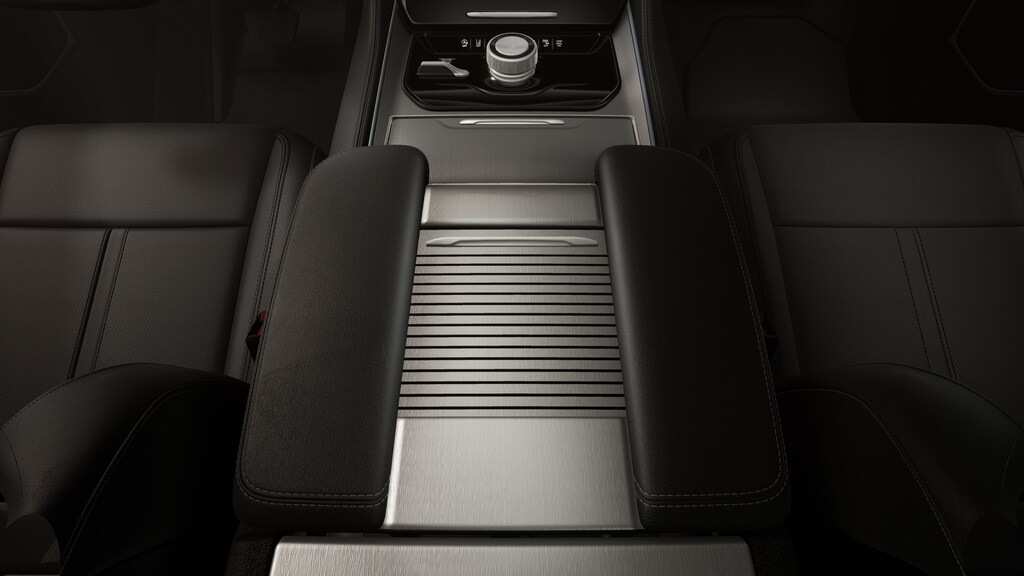New 2026 Jeep Grand Wagoneer L 4X4 Sport Utility