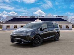2027 Chrysler Pacifica LIMITED AWD Passenger Van