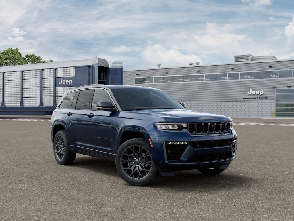 New 2027 Jeep Grand Cherokee SUMMIT 4X4 Sport Utility