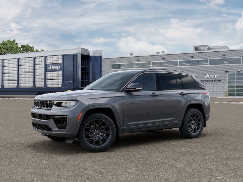 New 2027 Jeep Grand Cherokee SUMMIT 4X4 Sport Utility