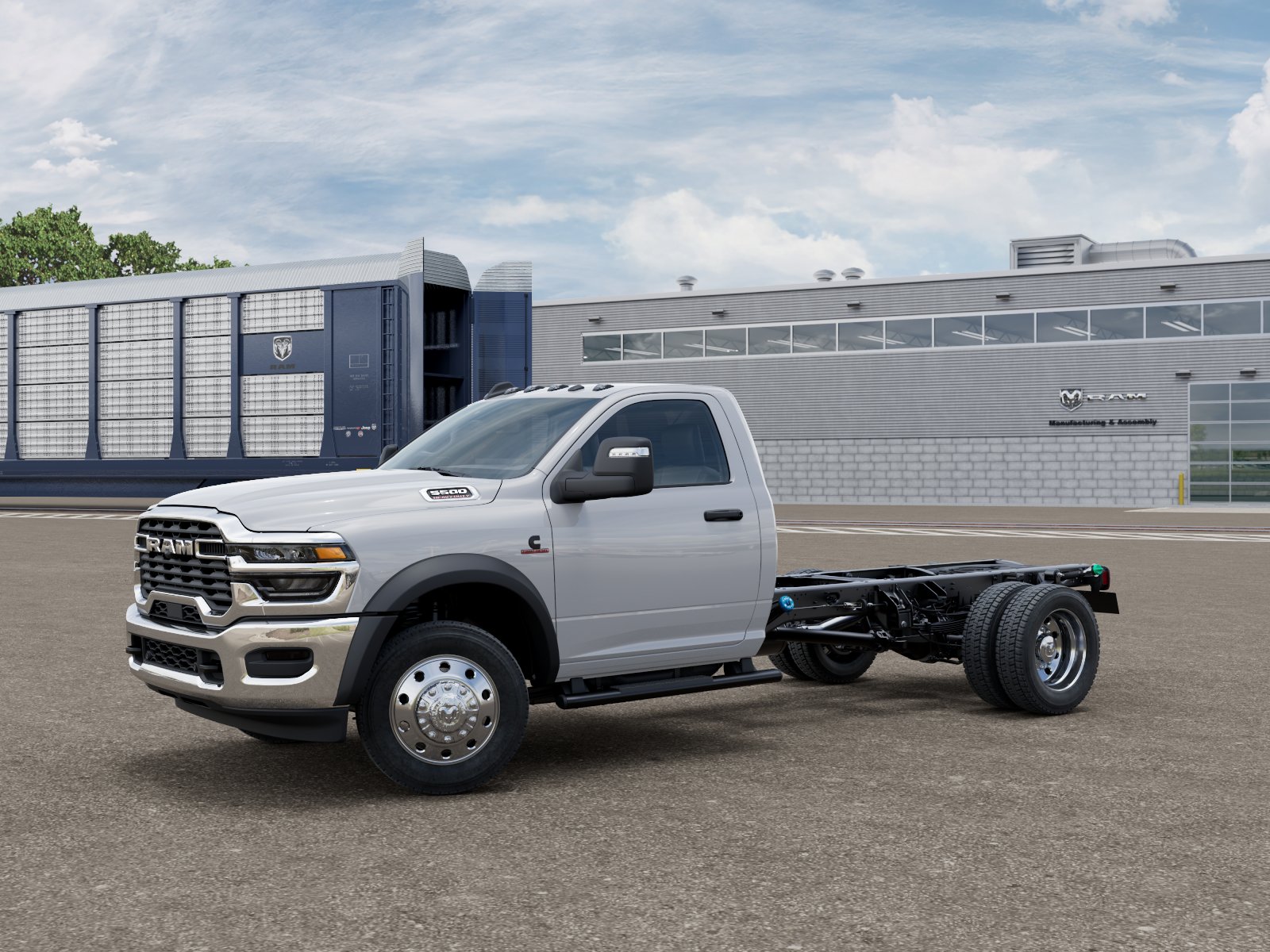 2026 Ram 5500 Chassis Cab Tradesman 4x4 Reg Cab 84 CA 168.5 WB Pickup