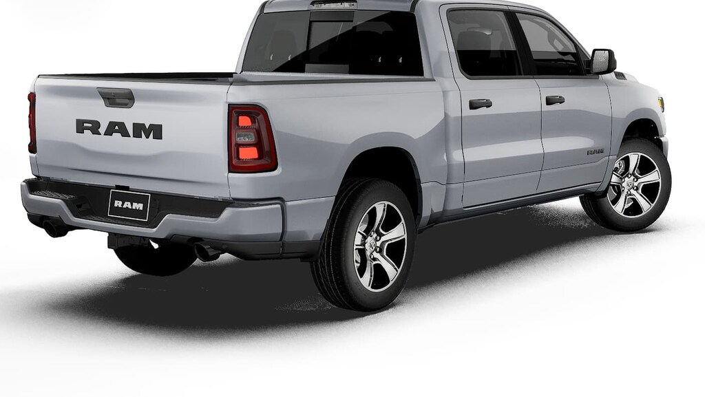 New 2027 Ram 1500 EXPRESS CREW CAB 4X2 5'7 BOX Pickup