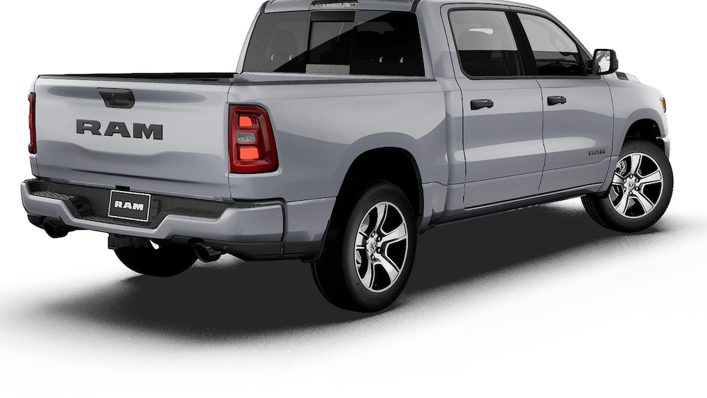 New 2027 Ram 1500 EXPRESS CREW CAB 4X2 5'7 BOX Pickup