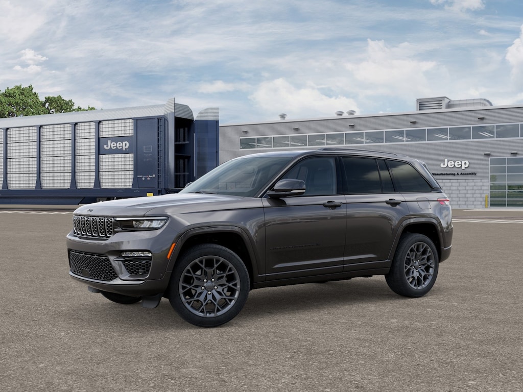 Used 2025 Jeep Grand Cherokee Summit Sport Utility