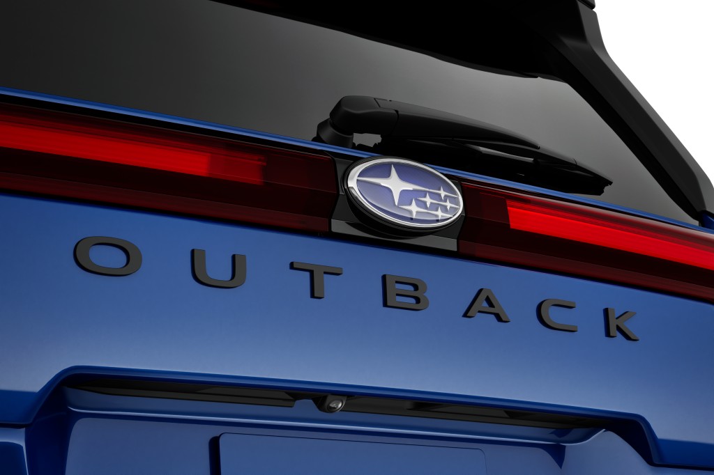 New 2026 Subaru Outback Touring XT SUV