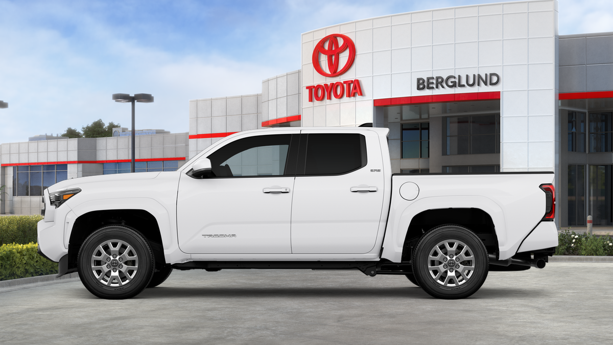 New 2026 Toyota Tacoma SR5 Truck Double Cab