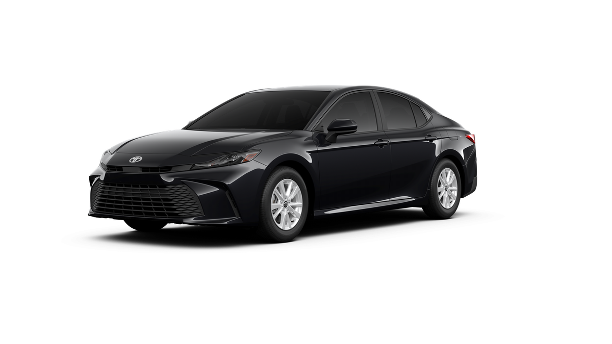 2026 Toyota Camry LE — photo 1 of 1
